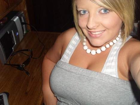 Jeune fille de Provins cherche un homme pour moments chauds